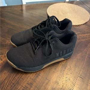 NoBull trainers black/gum size 10 never worn